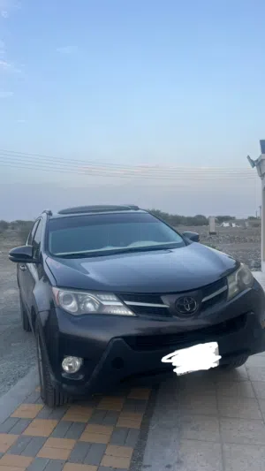 Used Toyota RAV 4 in Sharjah