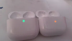 بوسكات شحن اصلي ايربود برو2 و ابر بود4 charging box AirPod pro2 & AirPod 4