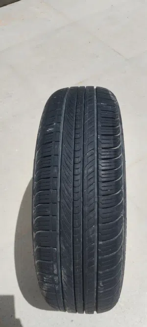 إطار (قومة) 15/165/60 مستعمل