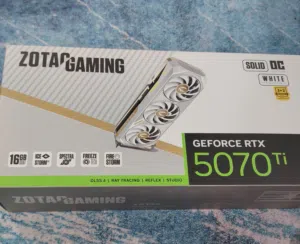 للبيع أغراض للكمبيوتر جديده