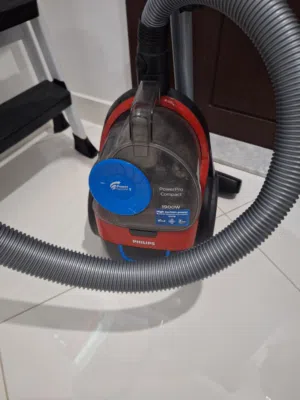مكنسة فيليبس باور برو كومباكت (1900 واط) For Sale: Philips PowerPro Compact Vacuum Cleaner (1900W)