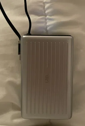 شاحن متنقل (Power Bank) ذكي وقوي جداً بقوة 100W من LZEL - شبه جديدر