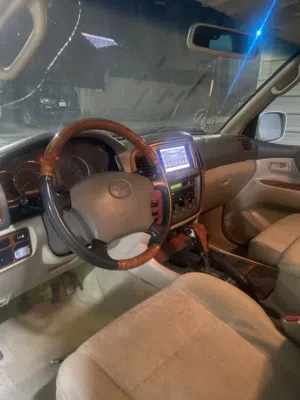 Used Toyota Land Cruiser in Al Ahmadi