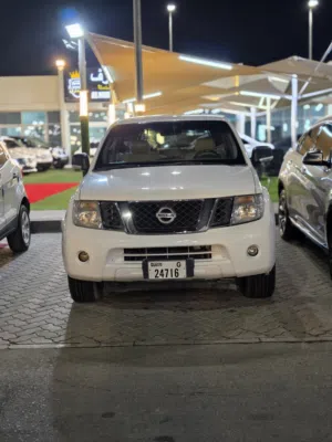 للبيع نيسان باثفايندر كلاسيك موديل 2015 مواصفات خليجية (GCC) بمحرك 4.0 V6