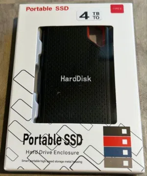 هارد خارجي Portable SSD مساحة 4 تيرا - جديد