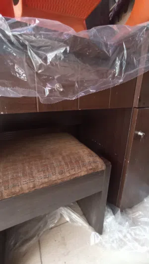 غرفه نوم امبي فايف للبيع