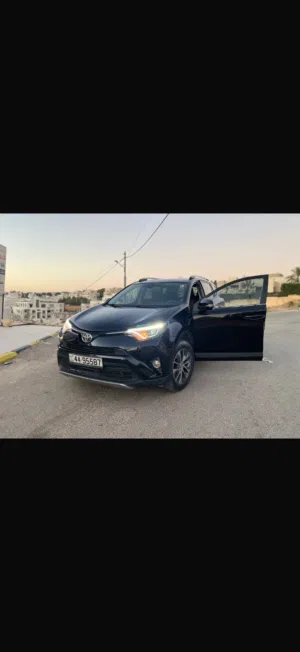 تويوتا راف فور 2016