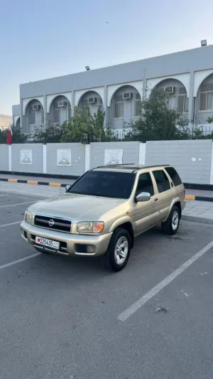 نيسان(بادفاندر 2002) قمة النظافة وكل شي شغال فيه دق سلف وروح.