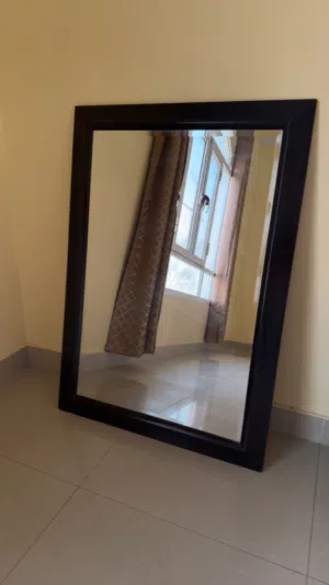1 mirrors in perfect condition