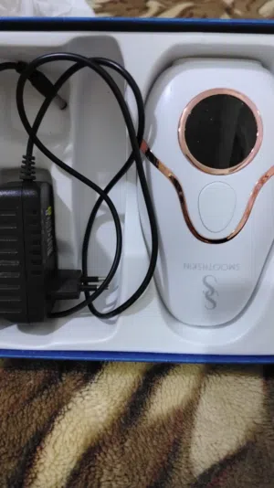 ماكنة ازالة الشعر بالليزر استخدام خفيف