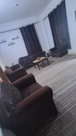 غرفة الجلوس .. كنب 7 مقاعد.