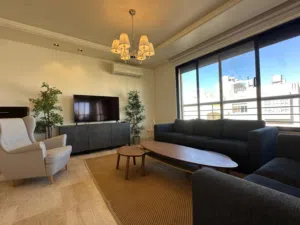 شقه مفروشه للأيجار في الدوار الرابع  ( Property 45998 )-164851