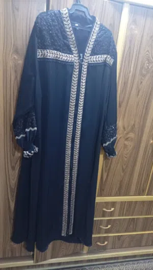عباية شبه جديد