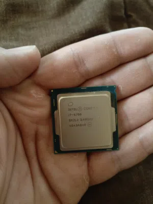 معالج i7 6700 و مروحة تبريد ممتاز جدا