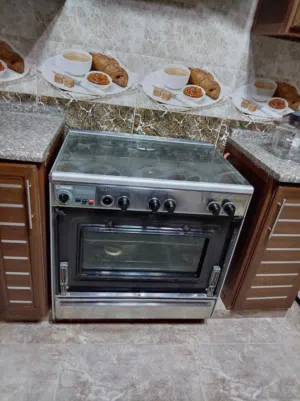 غاز مطبخ إطالي الحاله جيد جداً