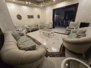 طقم كنب فاخر