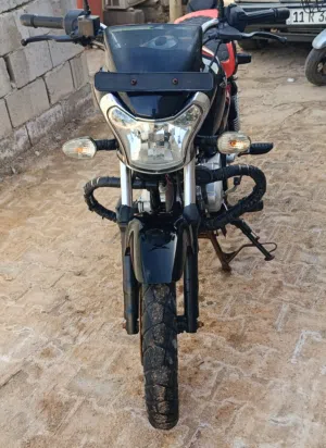 دراجه v15 هندي مكينه 150