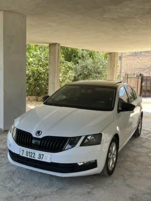 سكودا اوكتافيا 2017 للبيع