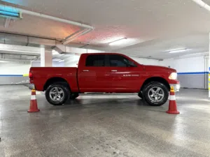 RAM 2011 HEMI V8 4X4 بحالة ممتازة