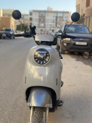 سكوتر كهربائي 2025 شبه جديد