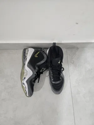 shoes for sale, 1 pair casual, the other 2 pair are for sport.