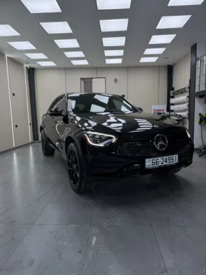 The 2023 GLC 300: hybrid power S-Class tech and unstoppable confidence.