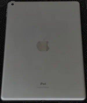 Apple iPad 9 64 GB in Al Dhahirah