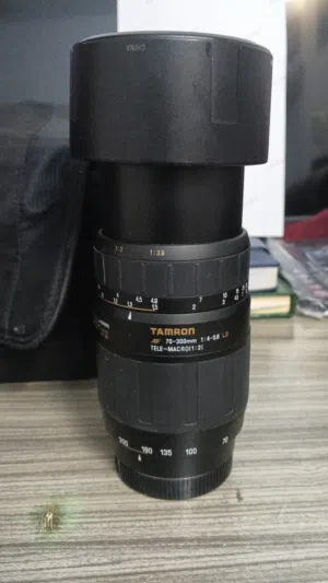 للبيع: عدسة تقريب Tamron AF 70-300mm f/4-5.6 LD Tele-Macro (Sony/Minolta A-Mount)حالة العدسة: ممتازة