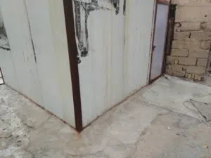 كرفان للبيع طول 3 متر عرض 3 متر العنوان البصره الكزيزه اتصل واتساب