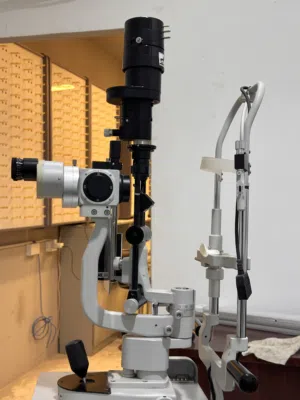 Slitlamp bimicroscope