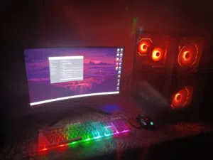 تجميعة قيمنق متكاملة PC مع شاشة وملحقاتها للبيع جاهز للعب)