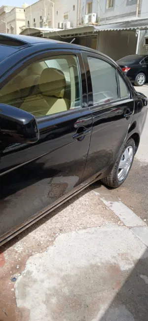 Used Mitsubishi Lancer in Farwaniya