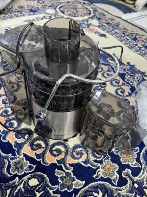 خلاط عصير وجزر