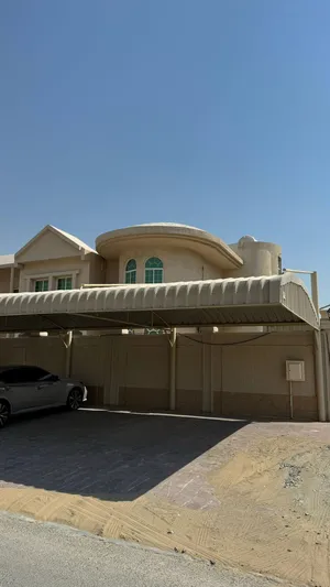 12200 ft² 5 Bedrooms Villa for Sale in Sharjah Al-Ramaqiya