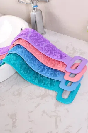 فُرشاة الظهر المصنوعة من السيليكون أو حزام الاستحمام المصنوع من السيليكون
