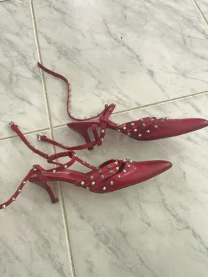 حذاء كعب صغير uterque