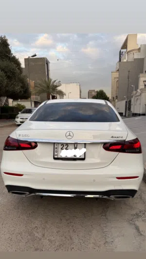 مرسيدس mercedesE350 2023 4matic وارد امريكي بدون حادث السياره نصيفه جداً بدون تبديل في اي قطع