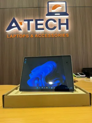 Microsoft Surface Pro 9 – 5G Processor: Microsoft SQ3,16/512 GB SSD