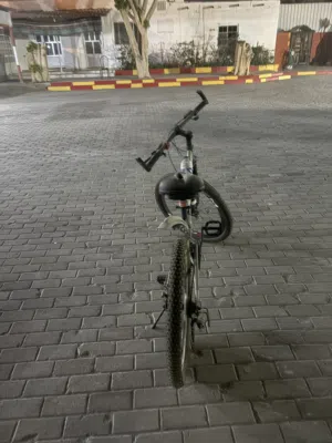 دراجة للبيع