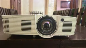Optoma Full HD Home Theatre Projector بروجكتور إحترافي  متعدد الاستعمالات