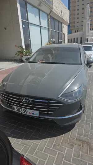 للأيجار هونداي سوناتا