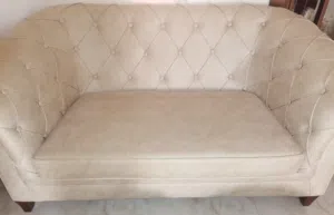 طقم كنب فاخر جديد فاخر للبيع ولا خدش مع مجموعة أغراض للبيت للبيع