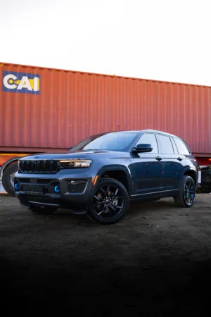 Jeep . Grand Cherokee . 2023 . Used2