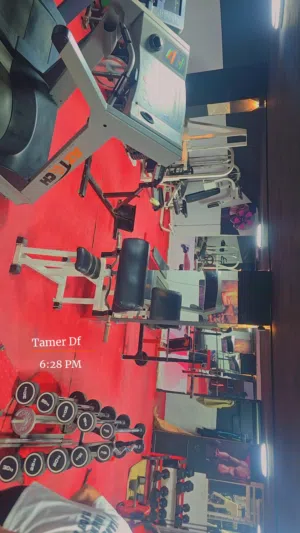 نادي جيم كامل للبيع بسعر مناسب