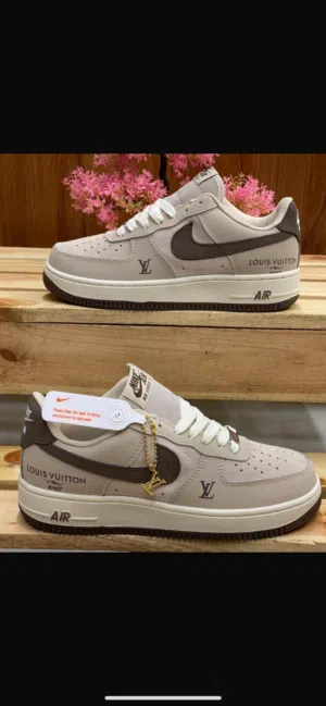 Luis vution sneakers