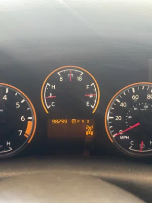 Nissan armada platinum 2011