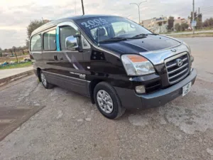 باص هيونداي 5 ركاب موديل 2006