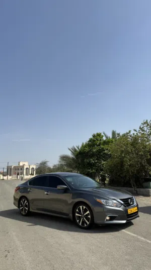 Used Nissan Altima in Al Batinah