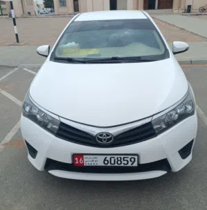 للبيع – تويوتا كورولا 2015 (مرخصة 2016) FOR SALE – Toyota Corolla 2015 (Registered 2016)