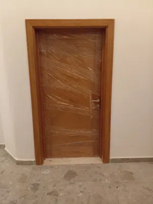 أبواب داخلية صناعه محلية / خدمة حسب الطلب
